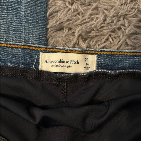 ABERCROMBIE & FITCH Maternity Jeans Size 28/6R, The Ankle Straight - Picture 2 of 5